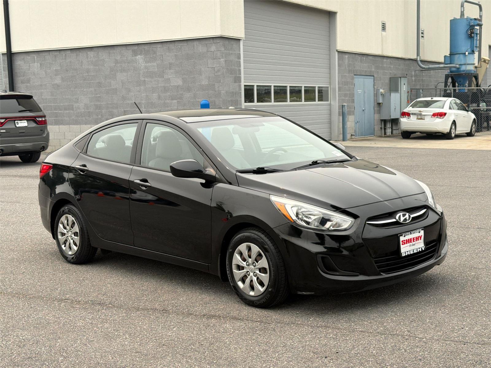Ultra Black Pearl 2017 Hyundai Accent Sedan Front-Wheel Drive Automatic