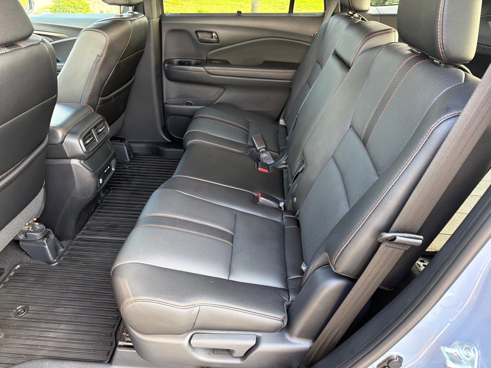 Used 2025 Sonic Gray Pearl Honda TrailSport image 6