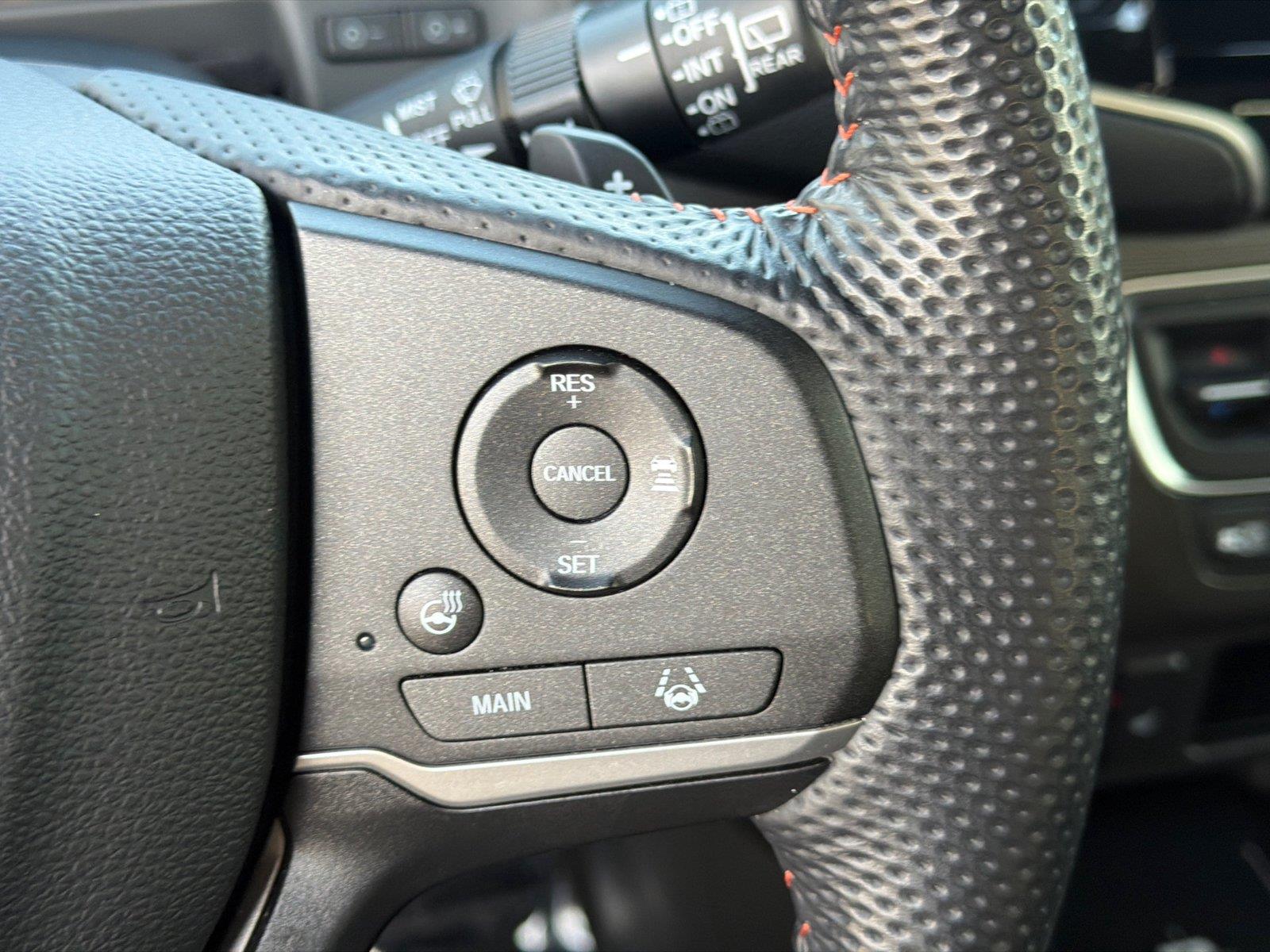 Used 2025 Sonic Gray Pearl Honda TrailSport image 36