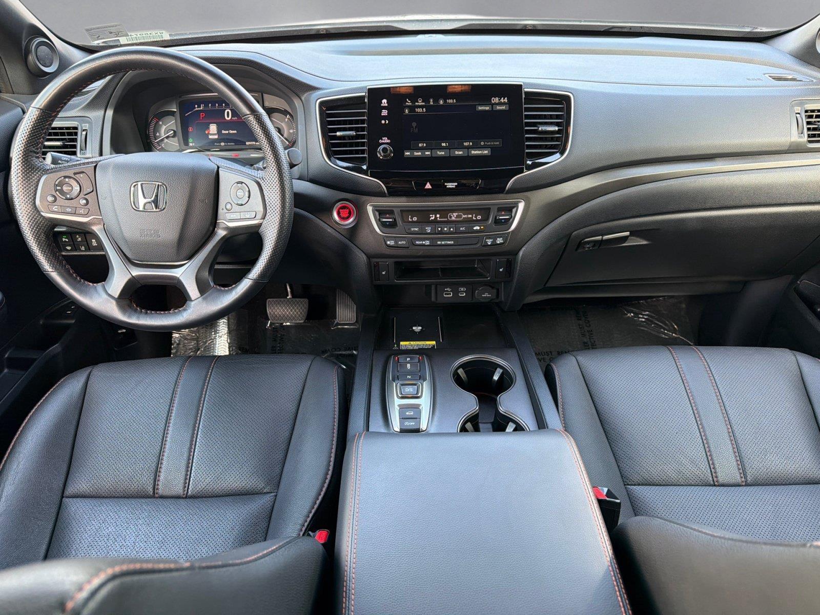 Used 2025 Sonic Gray Pearl Honda TrailSport image 3