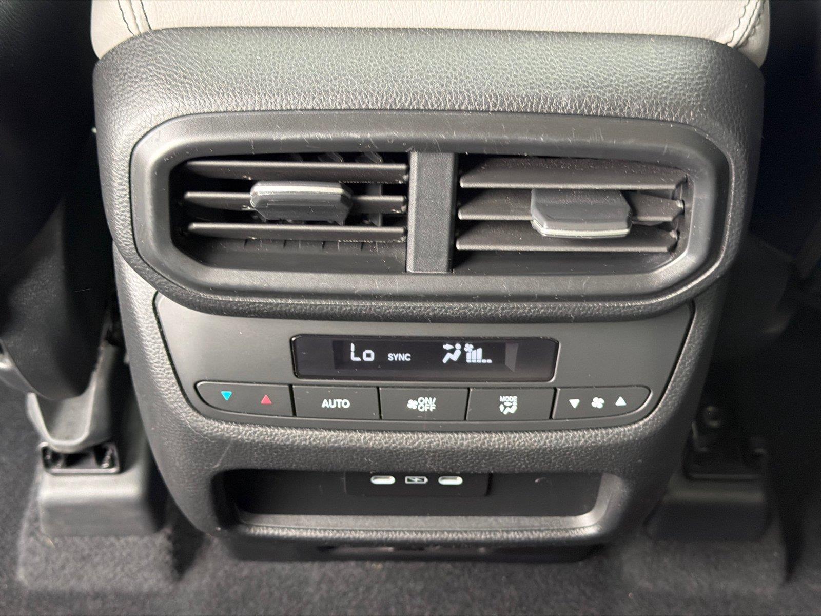 Used 2025 Lunar Silver Metallic Honda EX-L image 32
