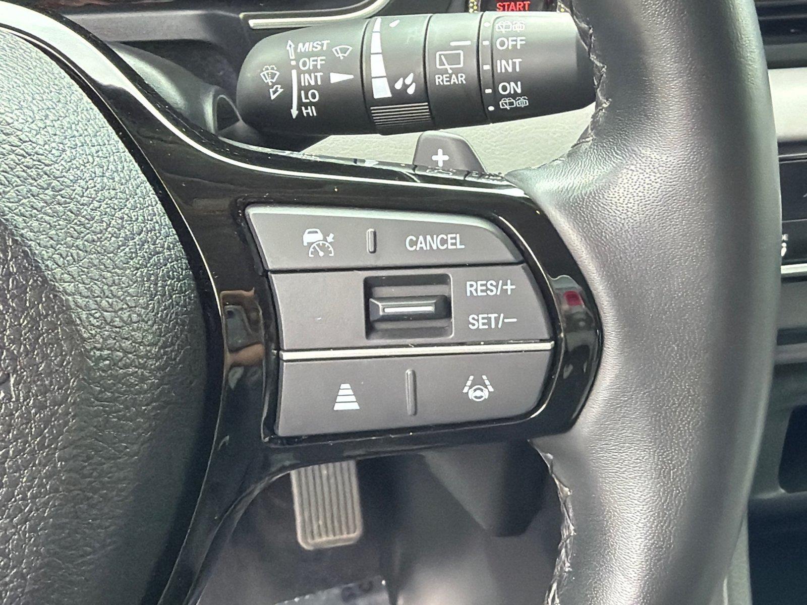 Used 2025 Lunar Silver Metallic Honda EX-L image 36