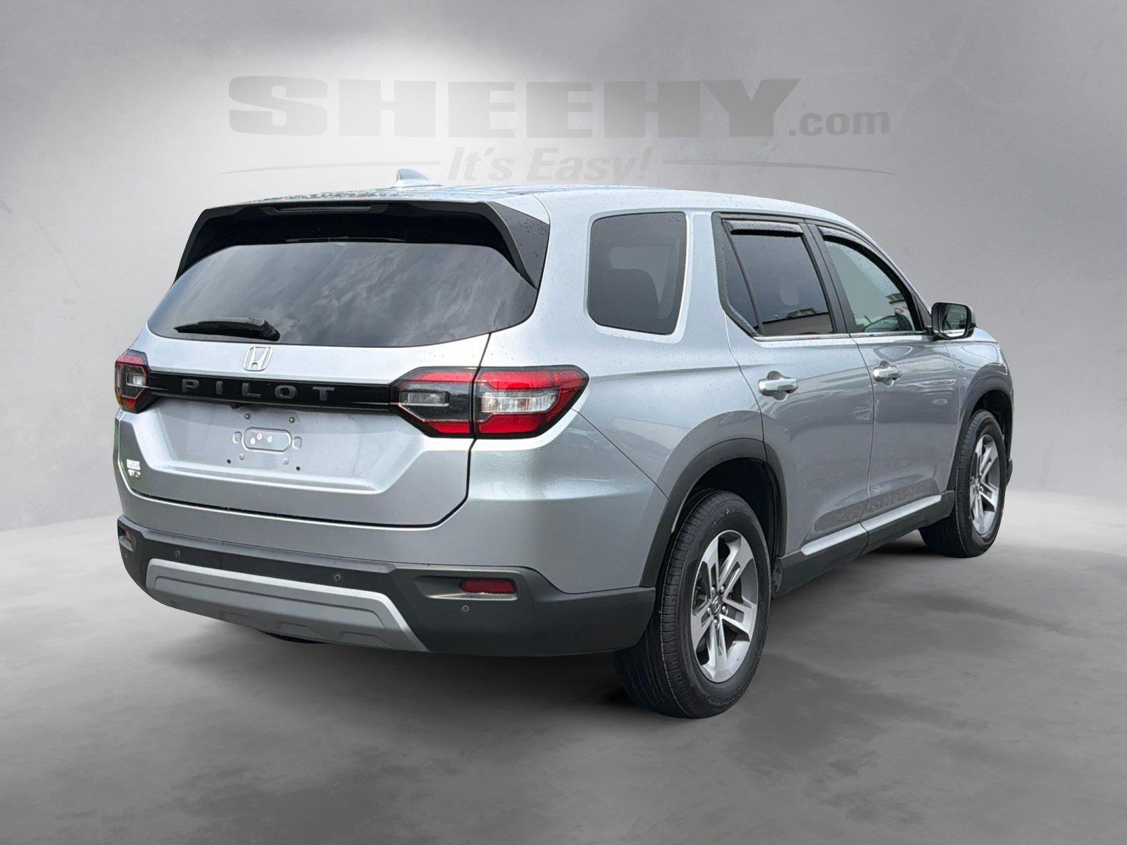Used 2025 Lunar Silver Metallic Honda EX-L image 10