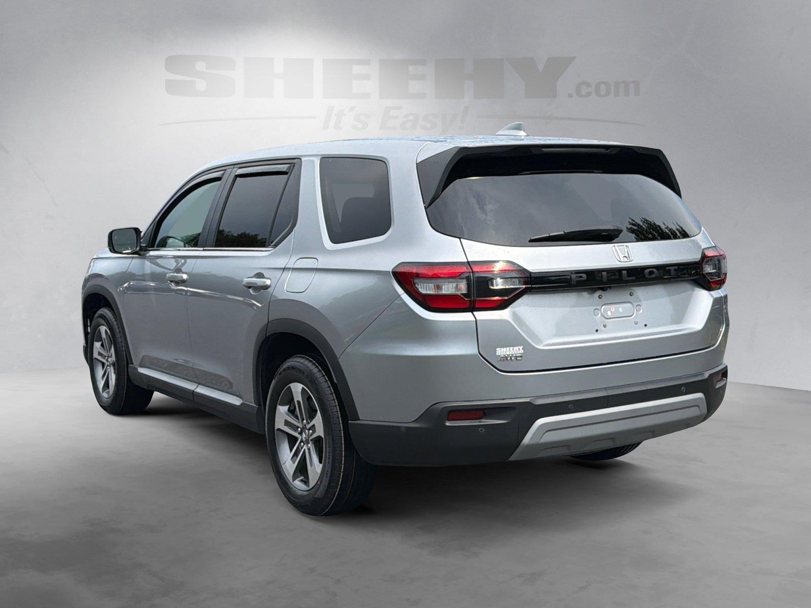 Used 2025 Lunar Silver Metallic Honda EX-L image 11