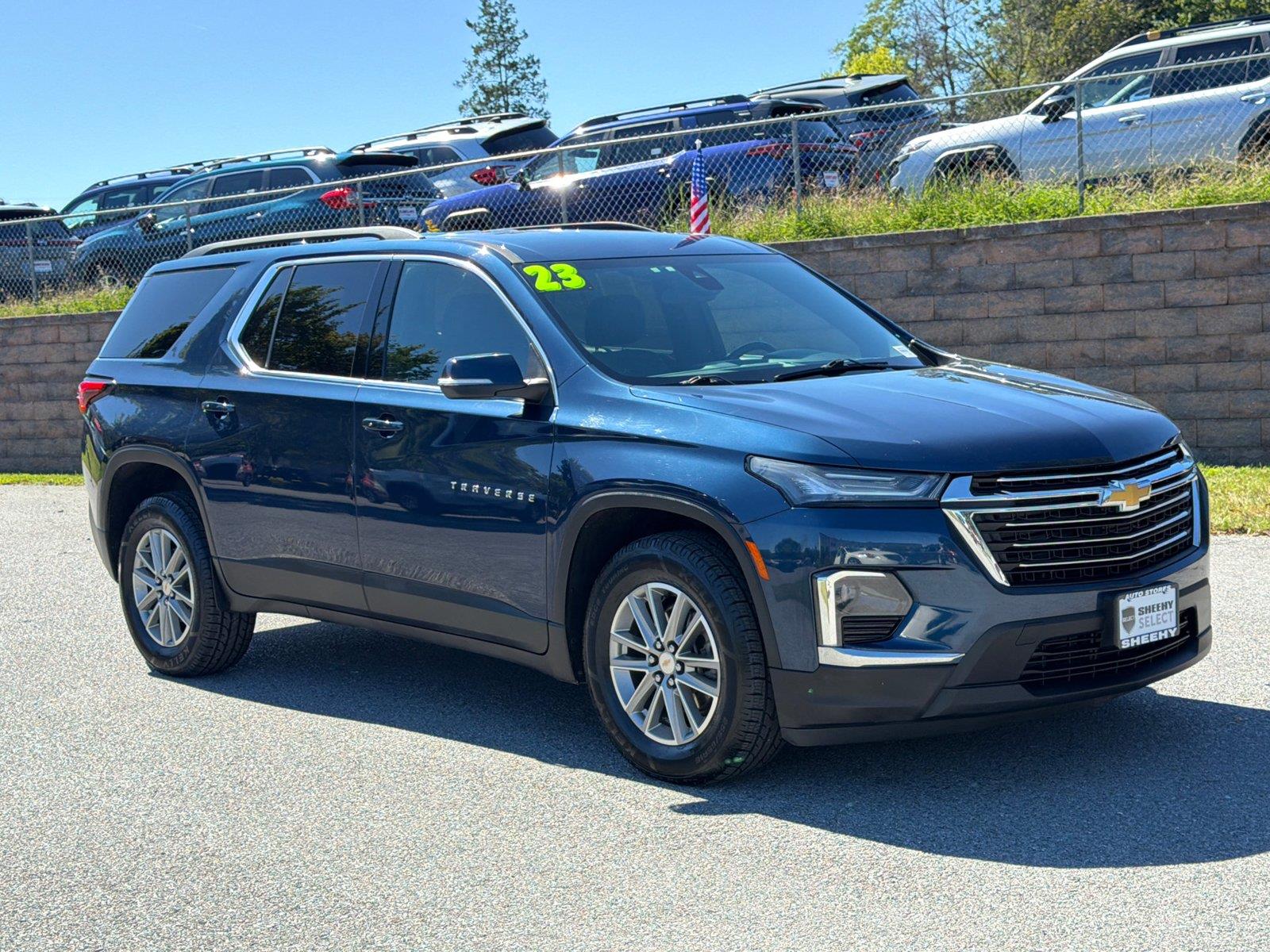 Northsky Blue Metallic 2023 Chevrolet Traverse SUV / Crossover Four-Wheel Drive 9-Speed Automatic
