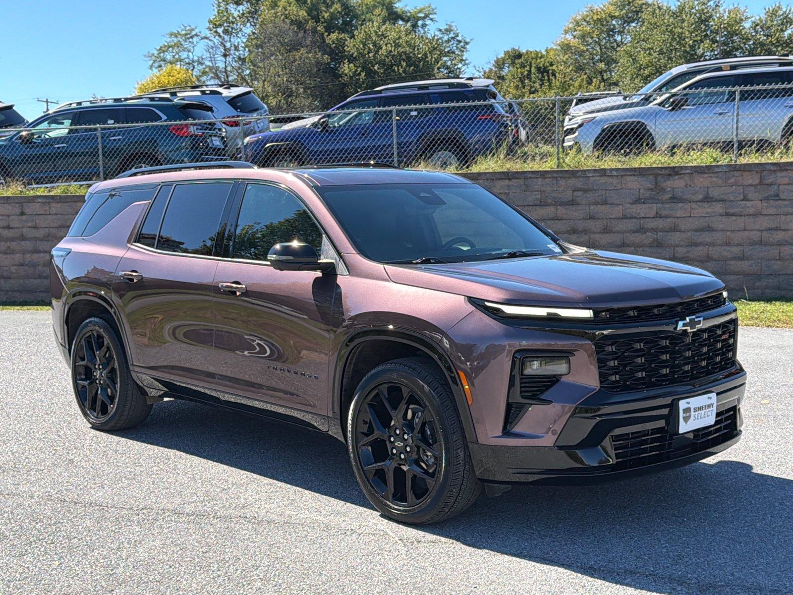 Stardust Metallic 2026 Chevrolet Traverse SUV / Crossover Four-Wheel Drive 8-Speed Automatic