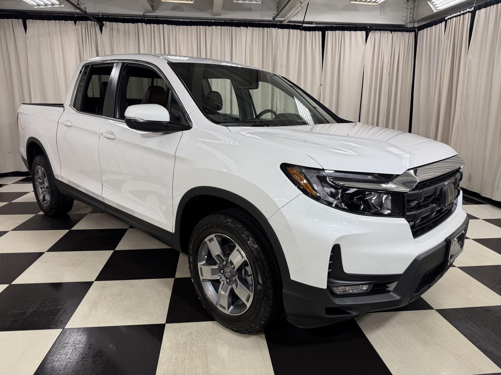  2026 Honda Ridgeline RTL AWD   