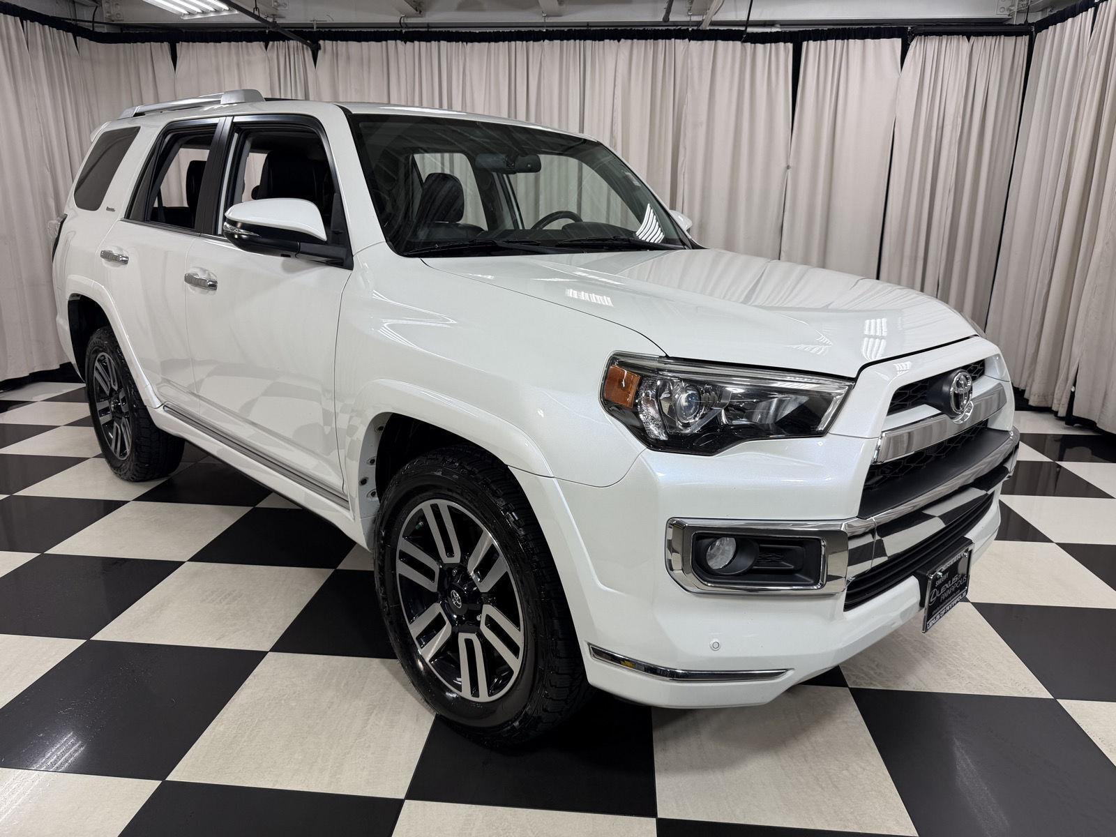 White (Blizzard Pearl) 2018 Toyota 4Runner SUV / Crossover All-Wheel Drive Automatic