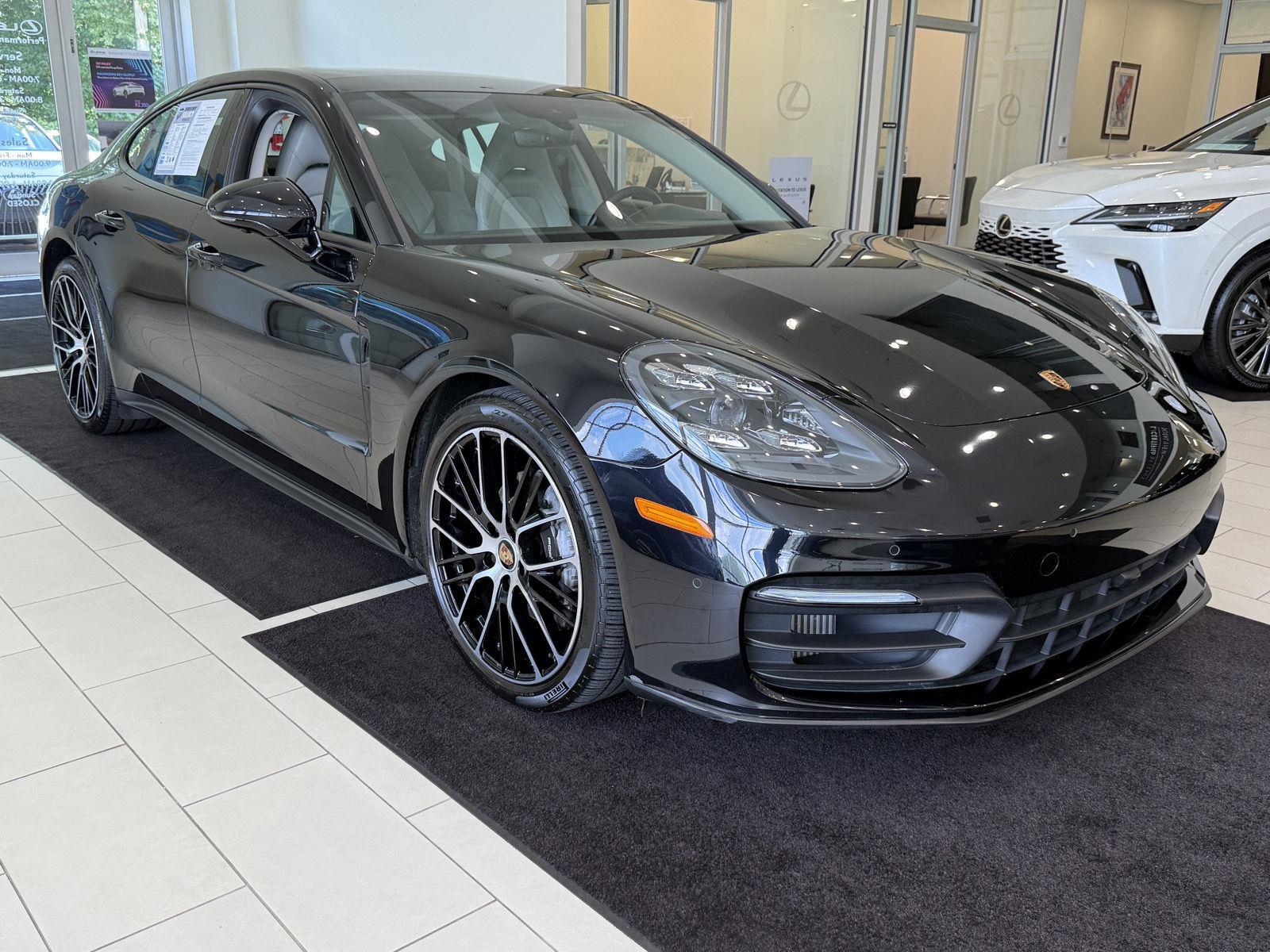  2022 Porsche Panamera 4 AWD   