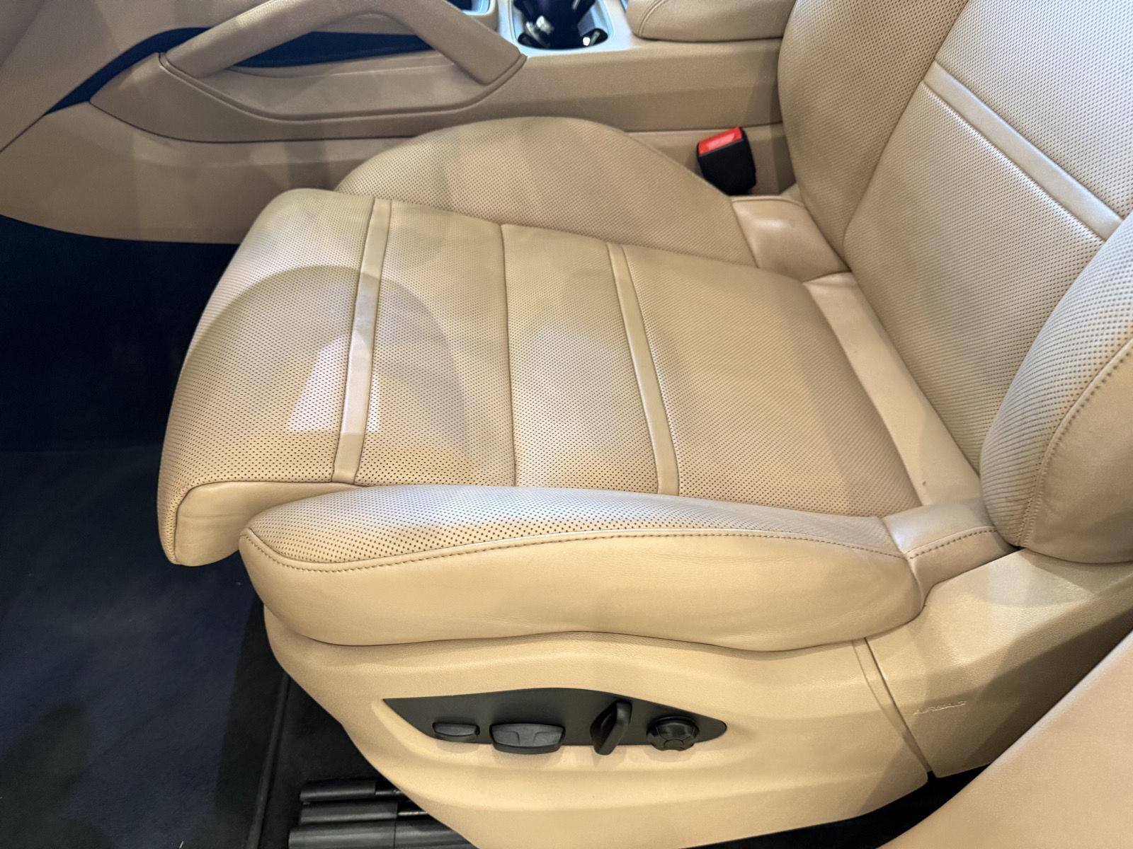 Used 2023 Mahogany Metallic Porsche Platinum Edition image 32