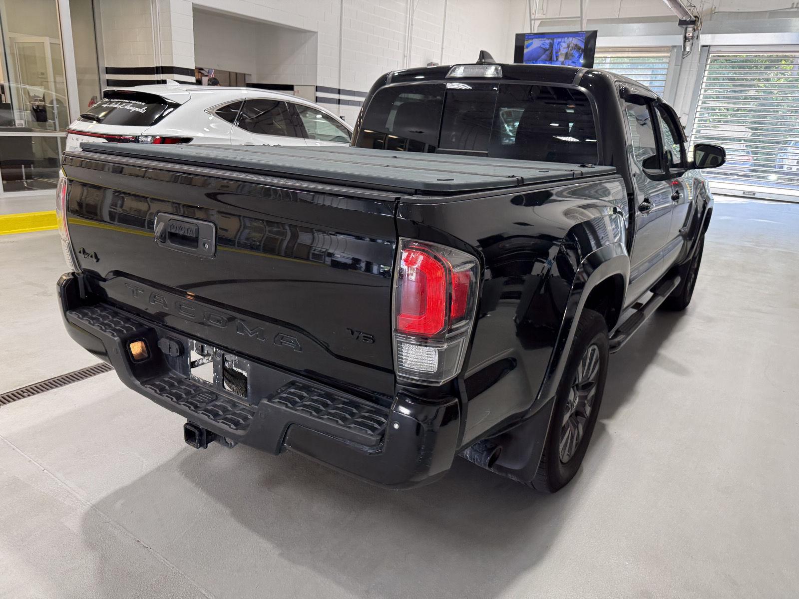 Used 2021  TOYOTA TRUCK LIMITED DOUBLE CAB 5 image 5