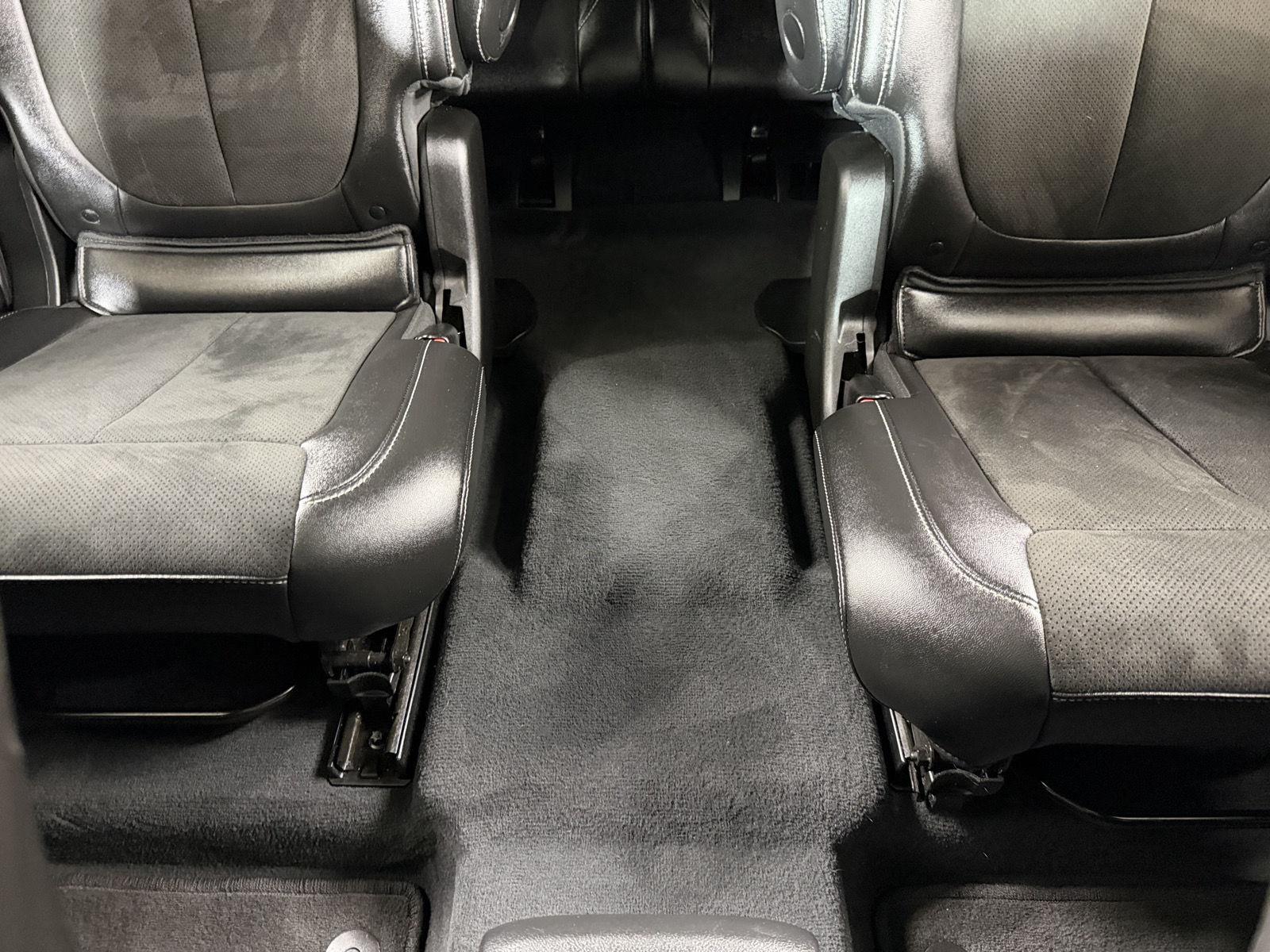 Used 2023 Baltic Gray Metallic Clearcoat Jeep Altitude image 31