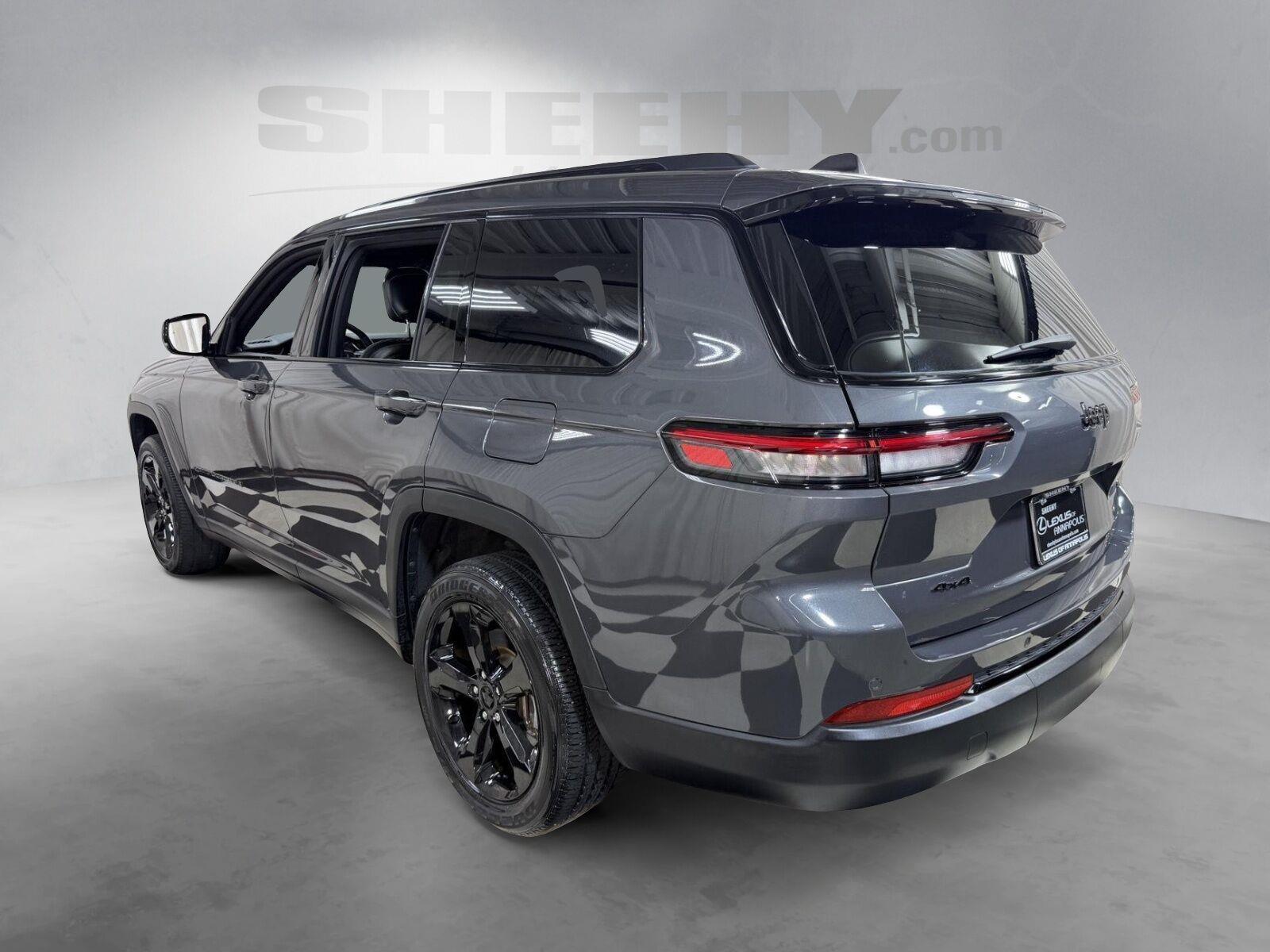 Used 2023 Baltic Gray Metallic Clearcoat Jeep Altitude image 12
