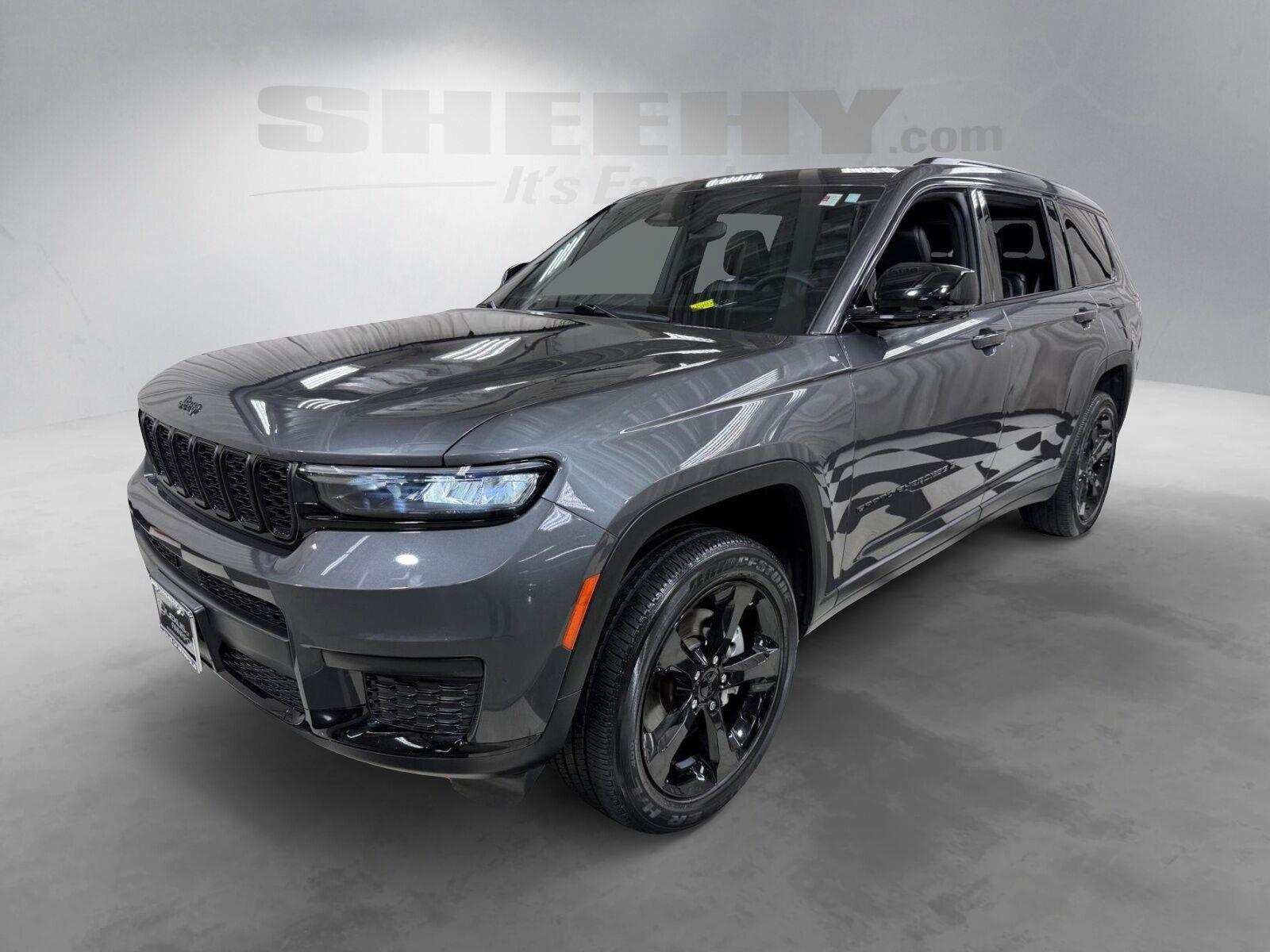 Used 2023 Baltic Gray Metallic Clearcoat Jeep Altitude image 16