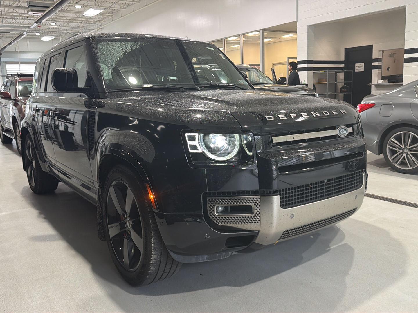 2025 Land Rover Defender 110 P400 X AWD