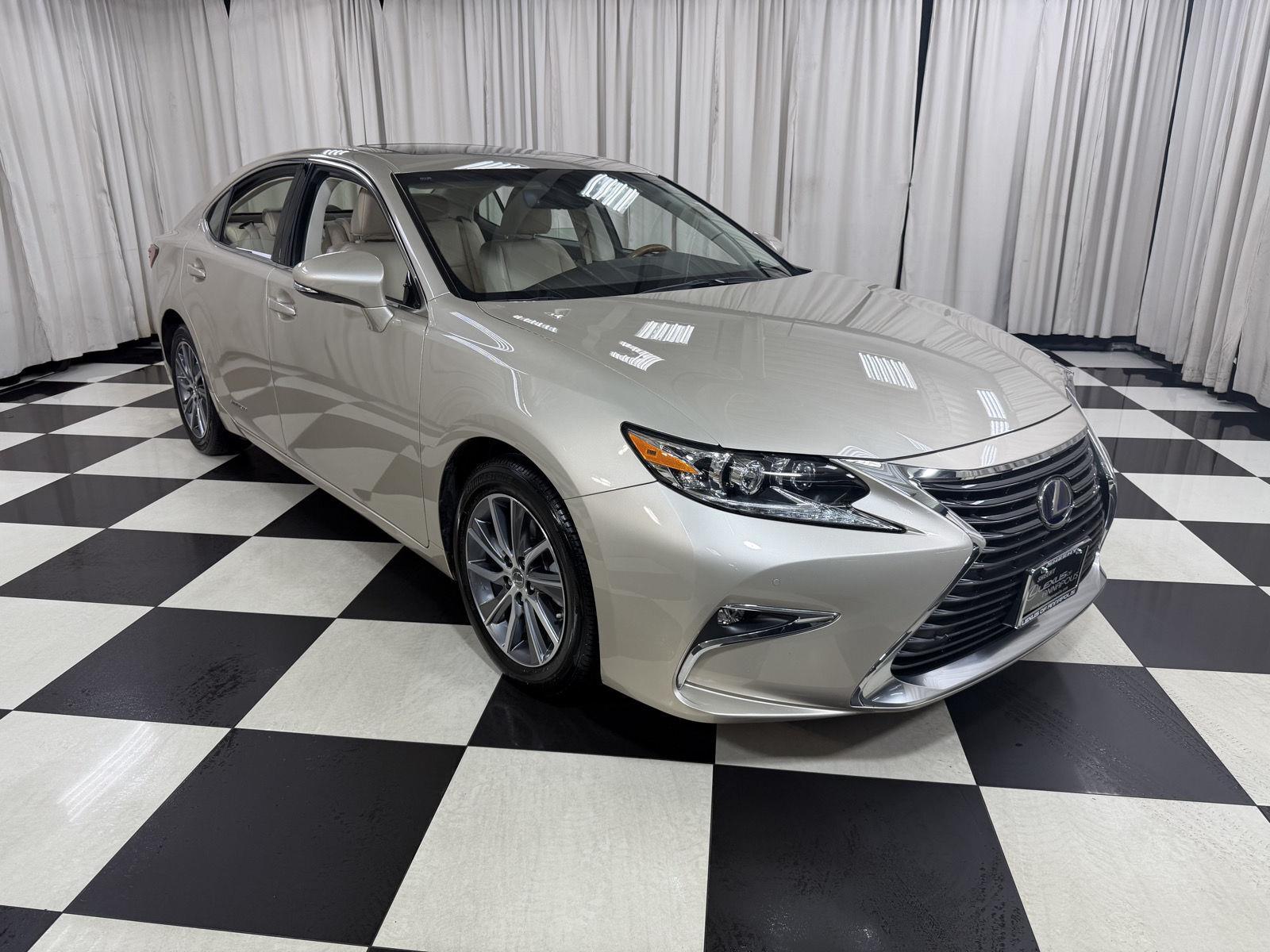2018 Lexus ES Hybrid 300h FWD