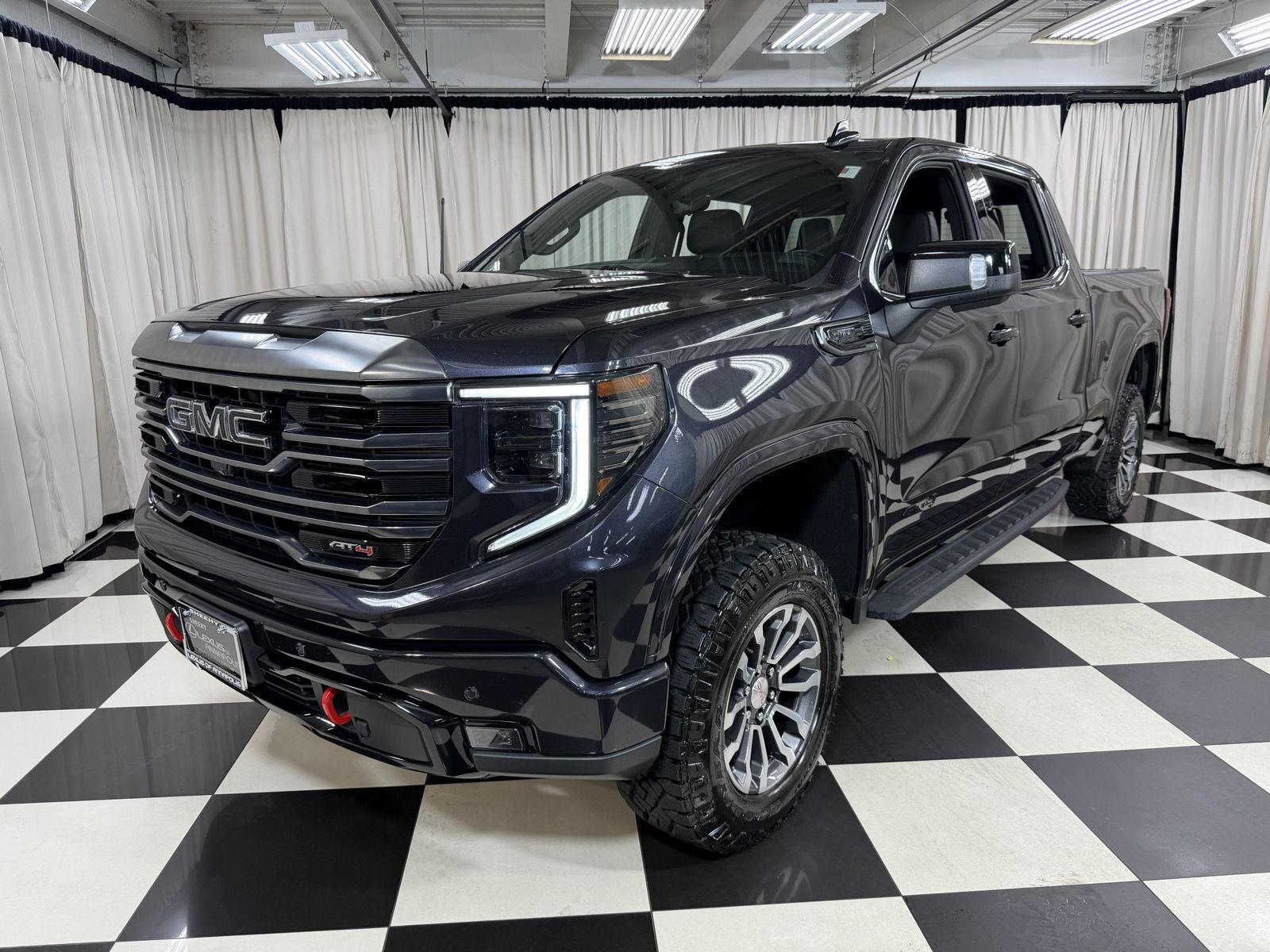 Used 2022 Titanium Rush Metallic GMC AT4 image 3