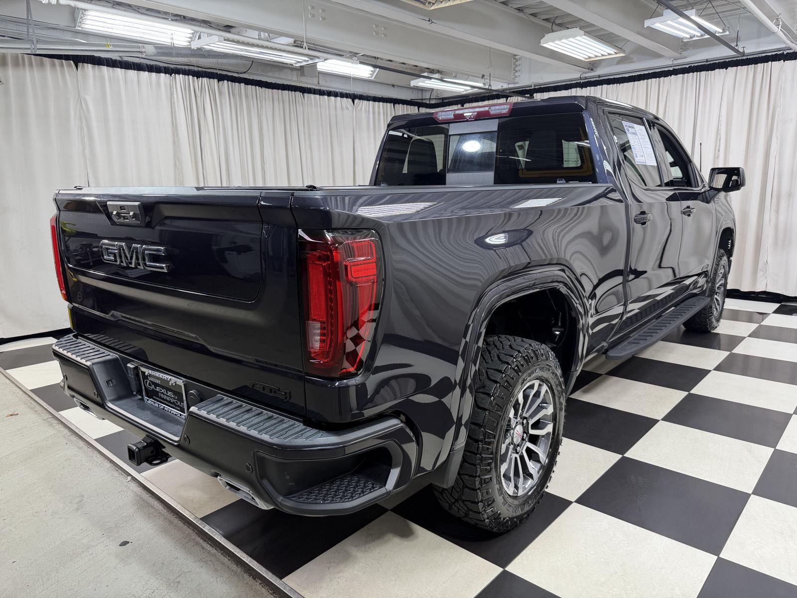 Used 2022 Titanium Rush Metallic GMC AT4 image 7