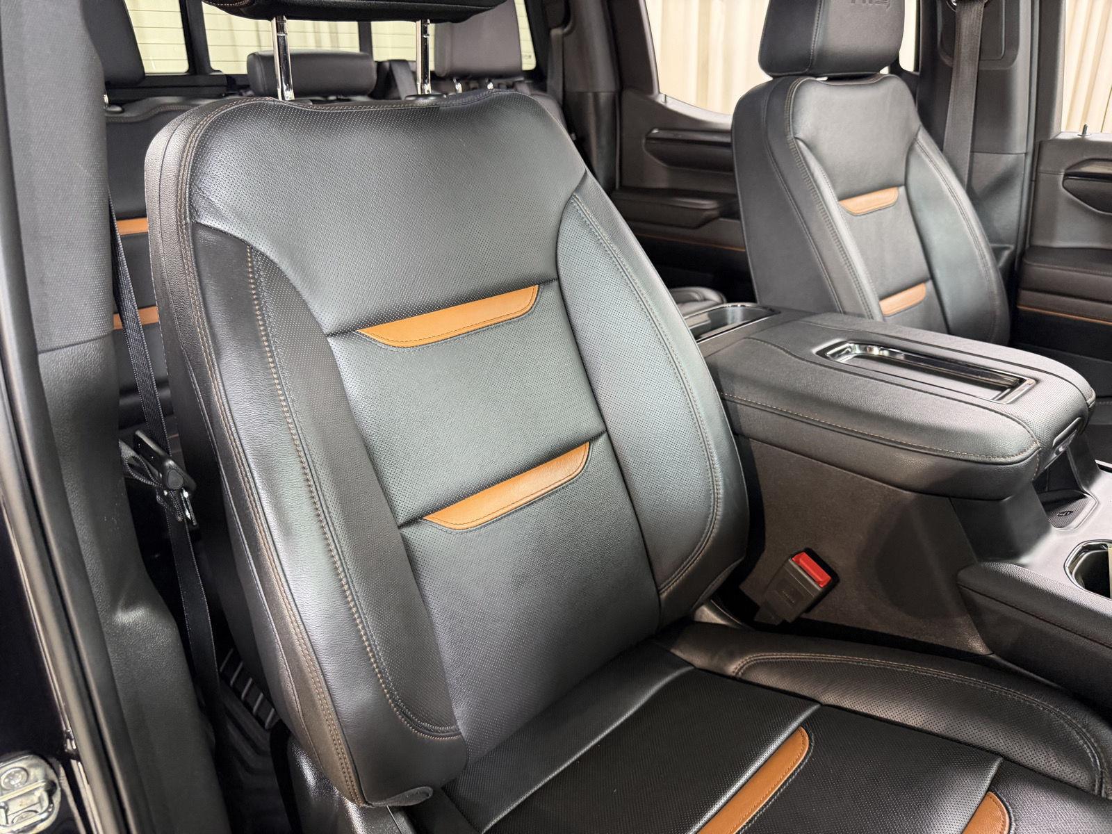 Used 2022 Titanium Rush Metallic GMC AT4 image 31