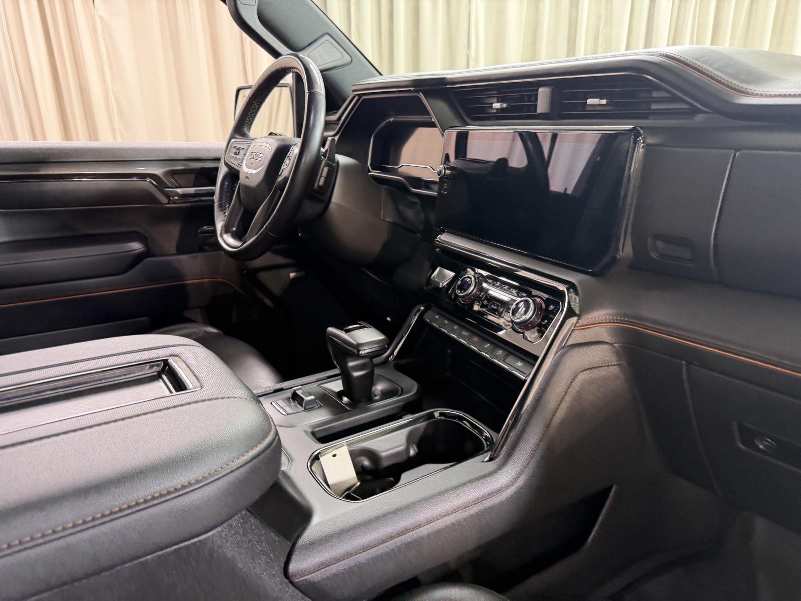 Used 2022 Titanium Rush Metallic GMC AT4 image 33