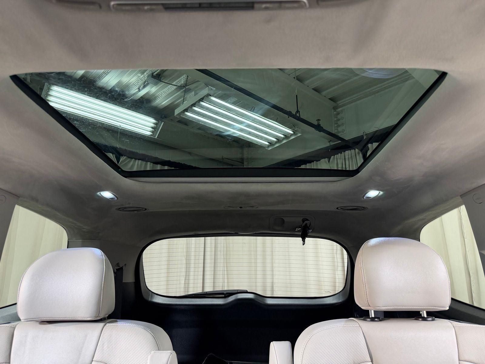 Used 2023 Glacial White Pearl Kia SX-Prestige image 10