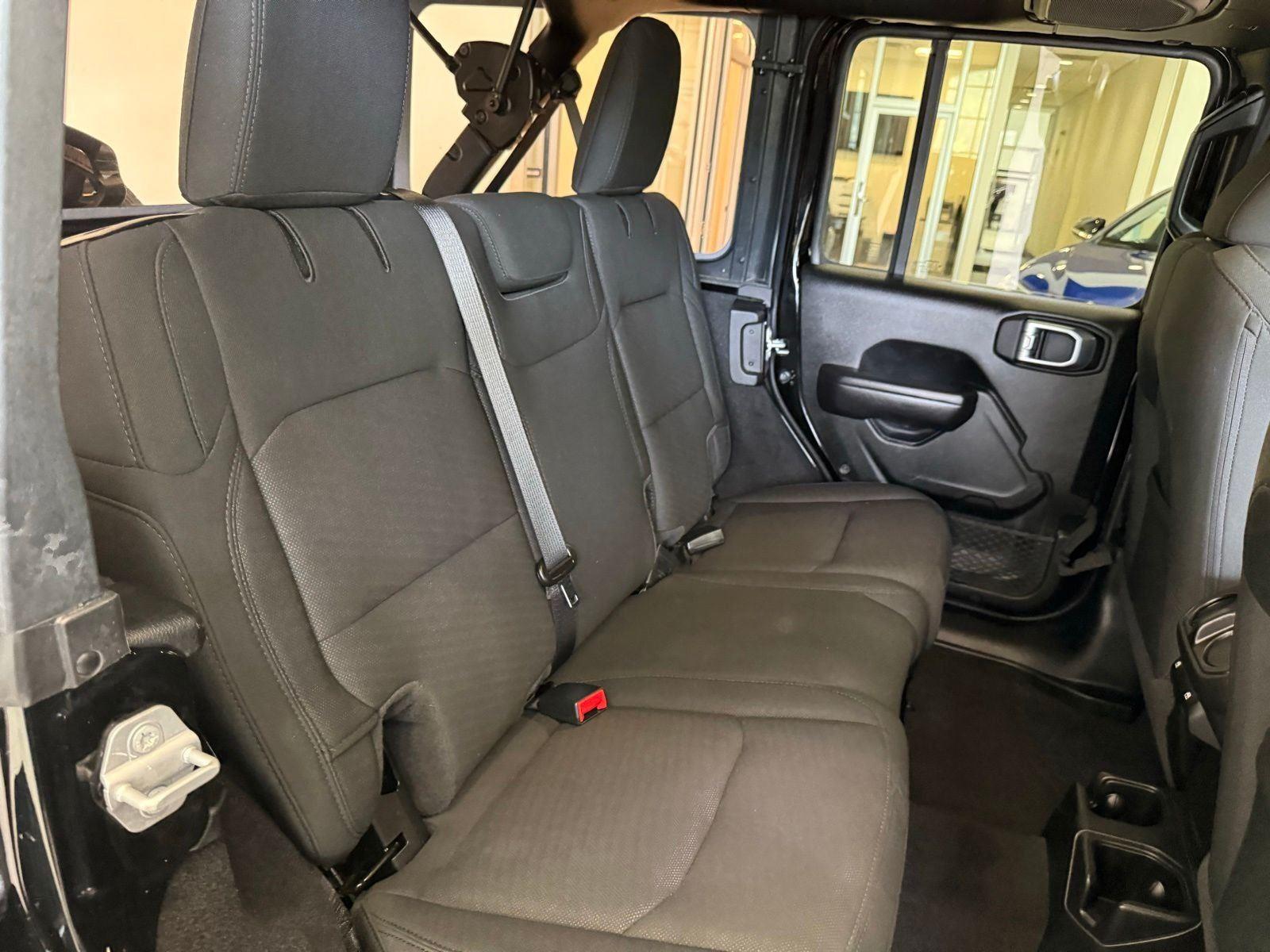 Used 2021 Black Clearcoat Jeep Unlimited Sport S image 32