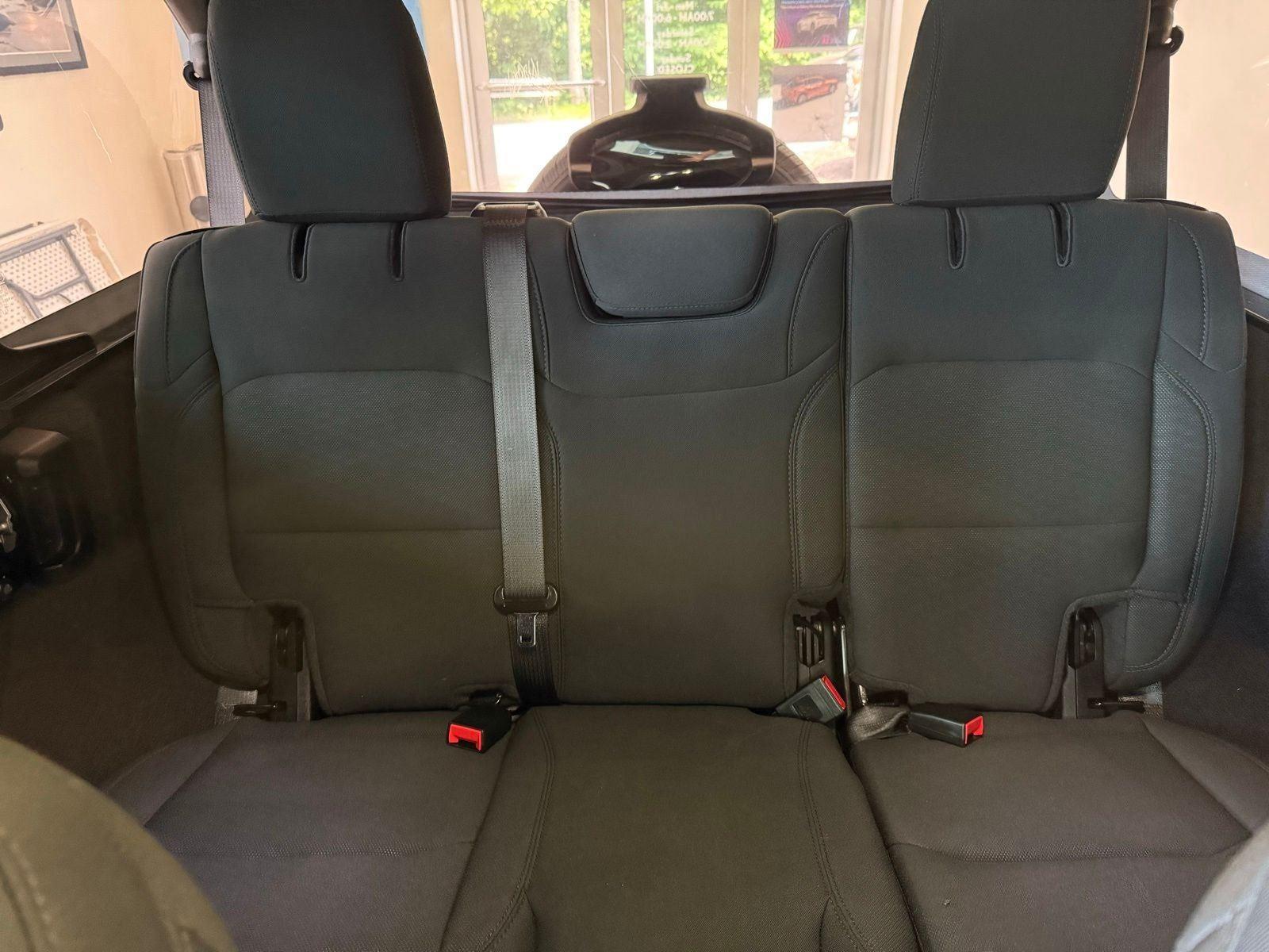 Used 2021 Black Clearcoat Jeep Unlimited Sport S image 39