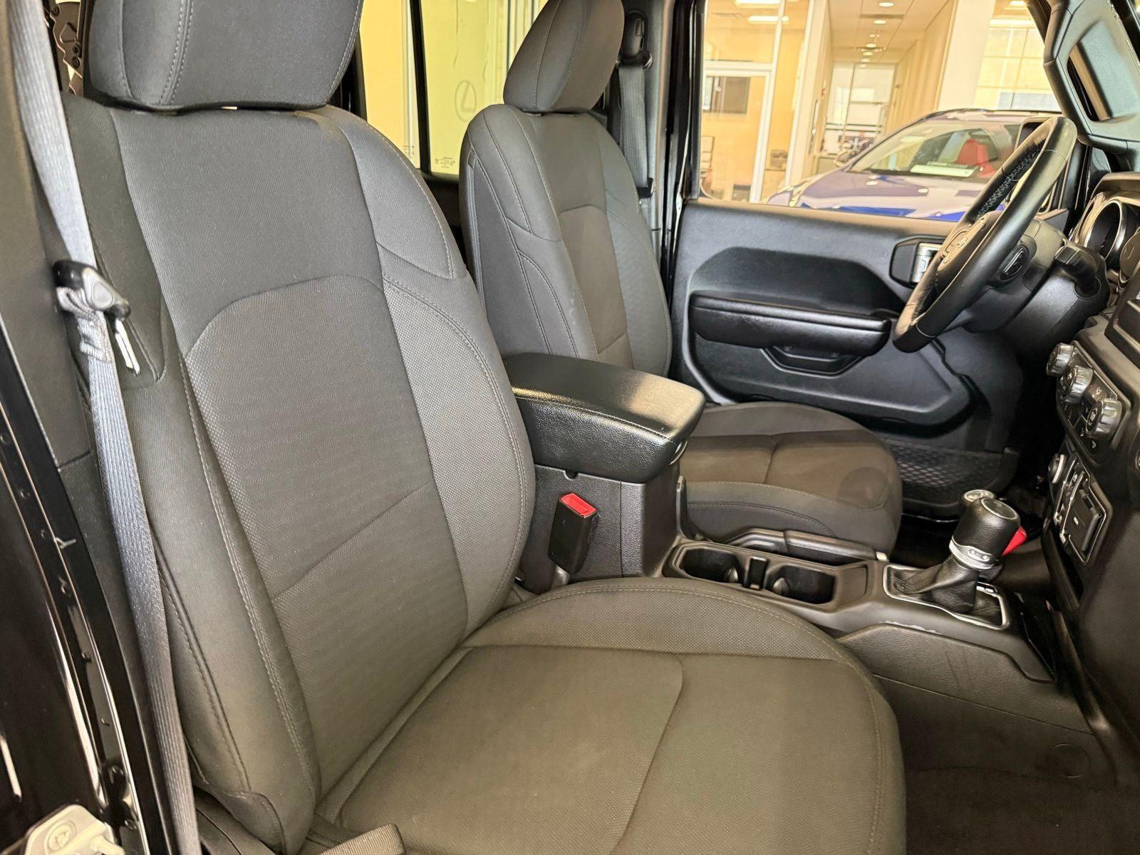 Used 2021 Black Clearcoat Jeep Unlimited Sport S image 43
