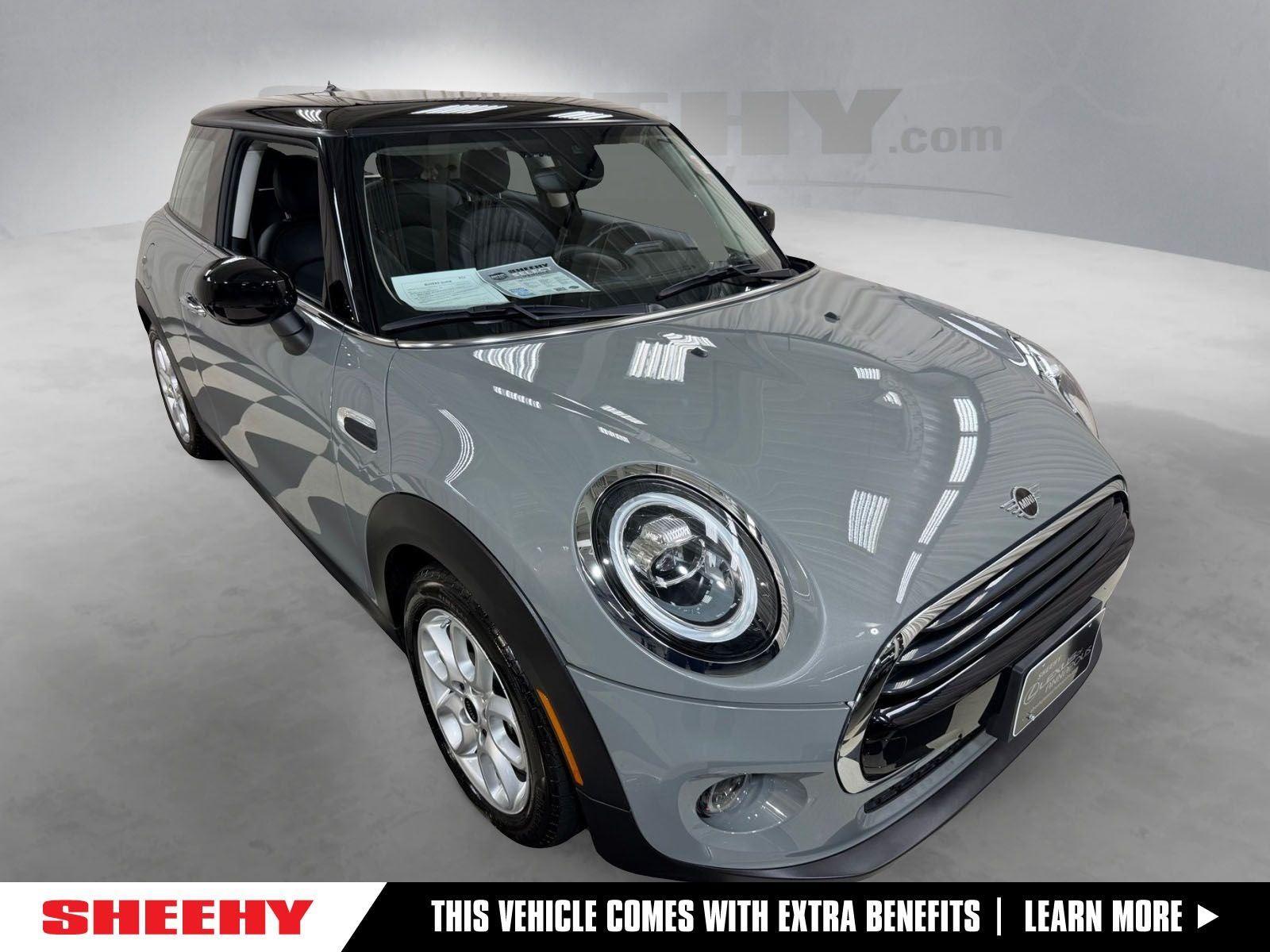 Gray (Moonwalk Grey Metallic) 2021 MINI Cooper Hatchback Front-Wheel Drive 7-Speed Dual Clutch