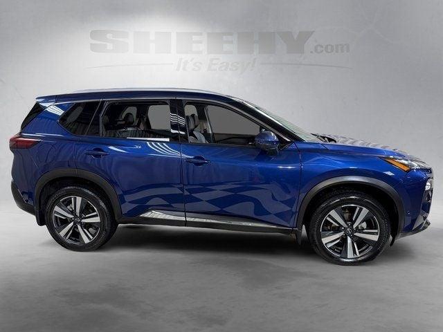 Used 2023 Caspian Blue Metallic Nissan SL image 10