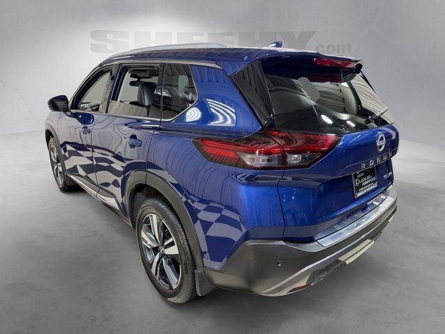 Used 2023 Caspian Blue Metallic Nissan SL image 13