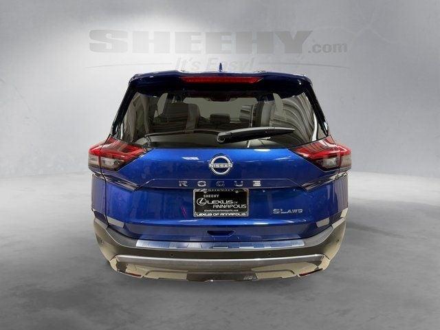 Used 2023 Caspian Blue Metallic Nissan SL image 14
