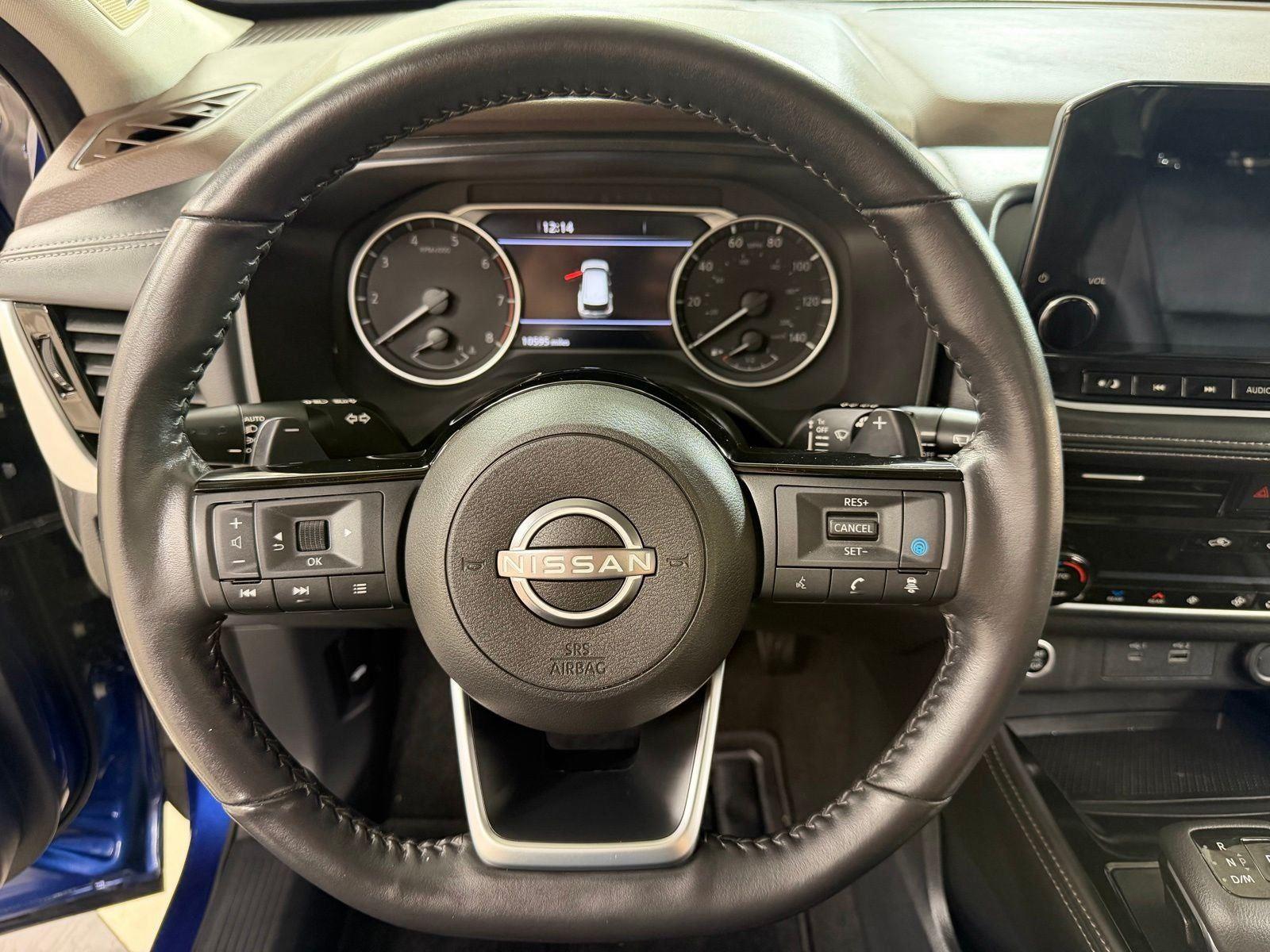 Used 2023 Caspian Blue Metallic Nissan SL image 19