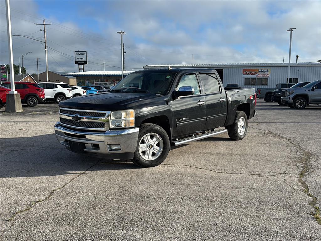 Black 2011 Chevrolet Silverado 1500 LT Crew Cab 4WD Pickup Truck Four-Wheel Drive