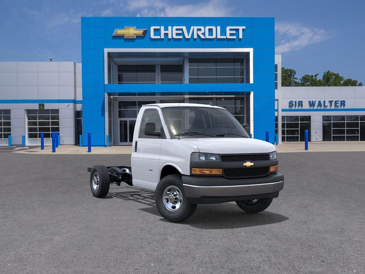 2025 Chevrolet Express Chassis 3500 Cutaway 139