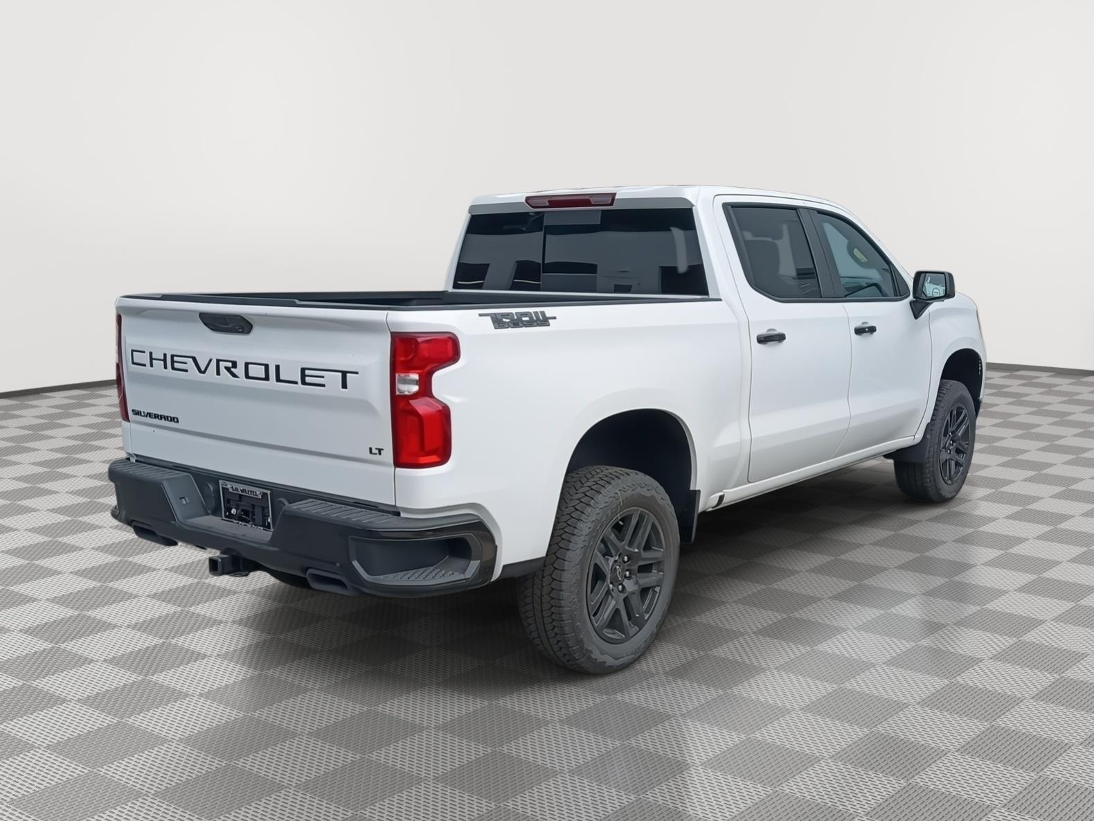 2026 Chevrolet Silverado 1500 LT Trail Boss - Summit White exterior view 8