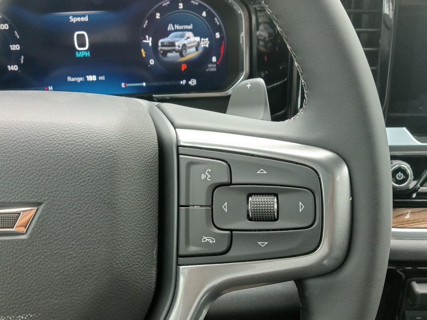 2026 Chevrolet Silverado 1500 LT Trail Boss - Summit White exterior view 16