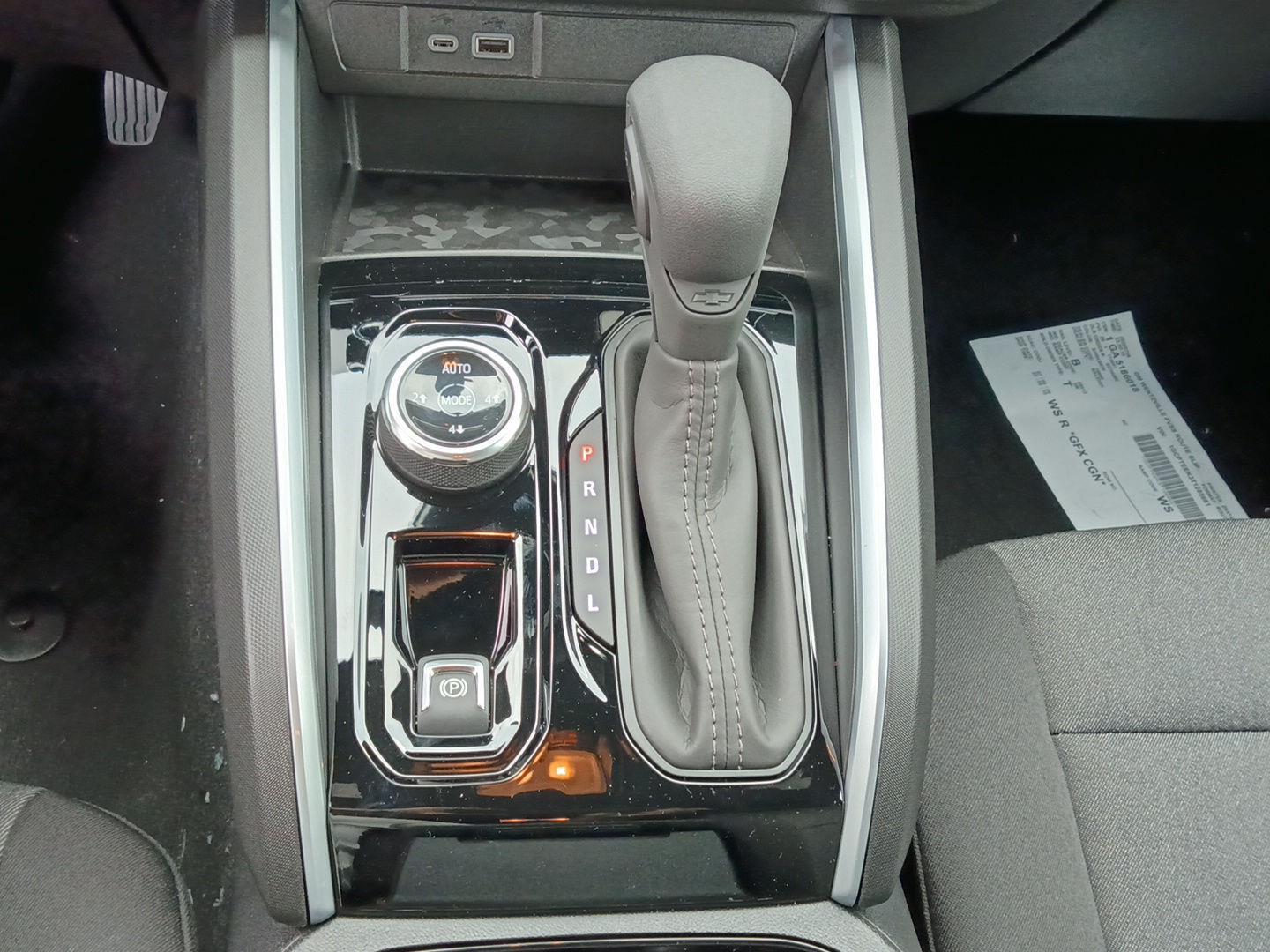 2026 Chevrolet Colorado 4WD Trail Boss - Sterling Gray Metallic exterior view 3