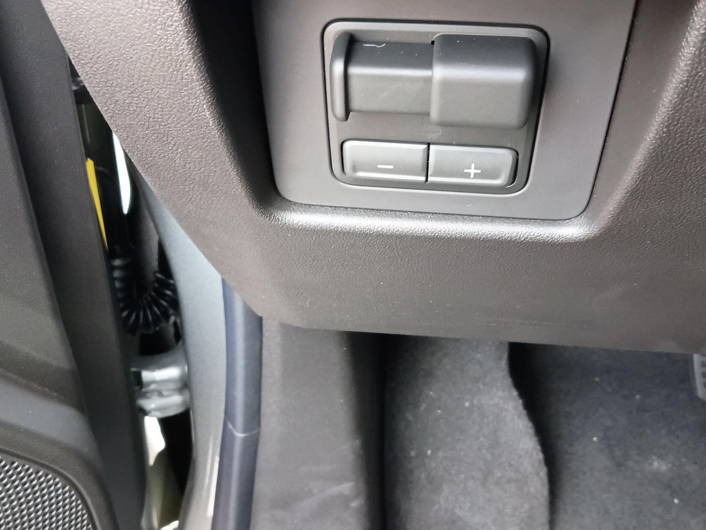 2026 Chevrolet Colorado 4WD Trail Boss - Sterling Gray Metallic exterior view 6