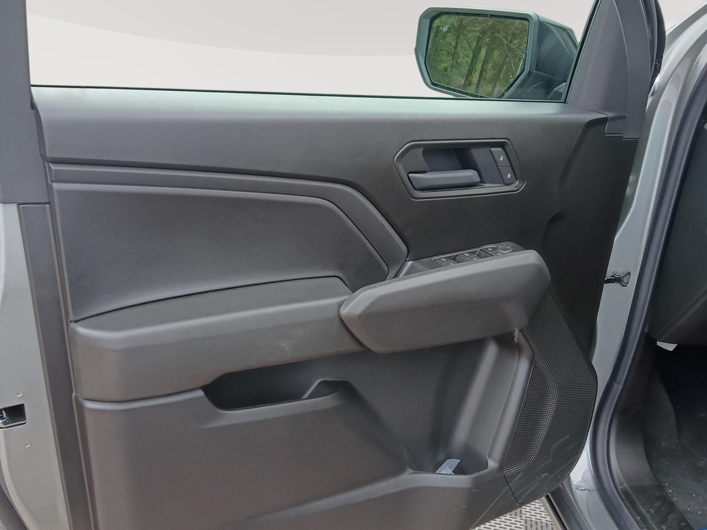 2026 Chevrolet Colorado 4WD Trail Boss - Sterling Gray Metallic exterior view 7