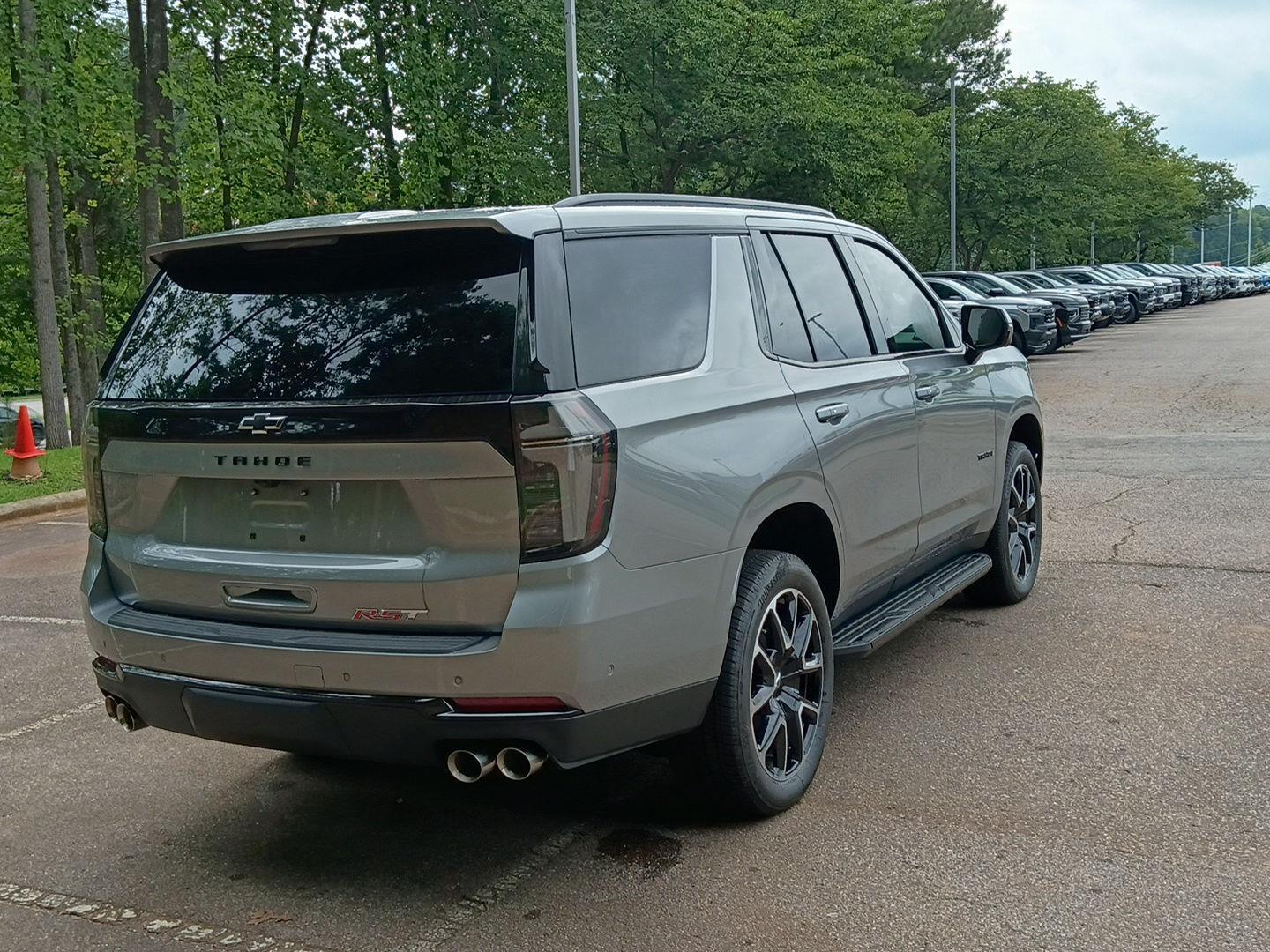2026 Chevrolet Tahoe RST - Sterling Gray Metallic exterior view 6