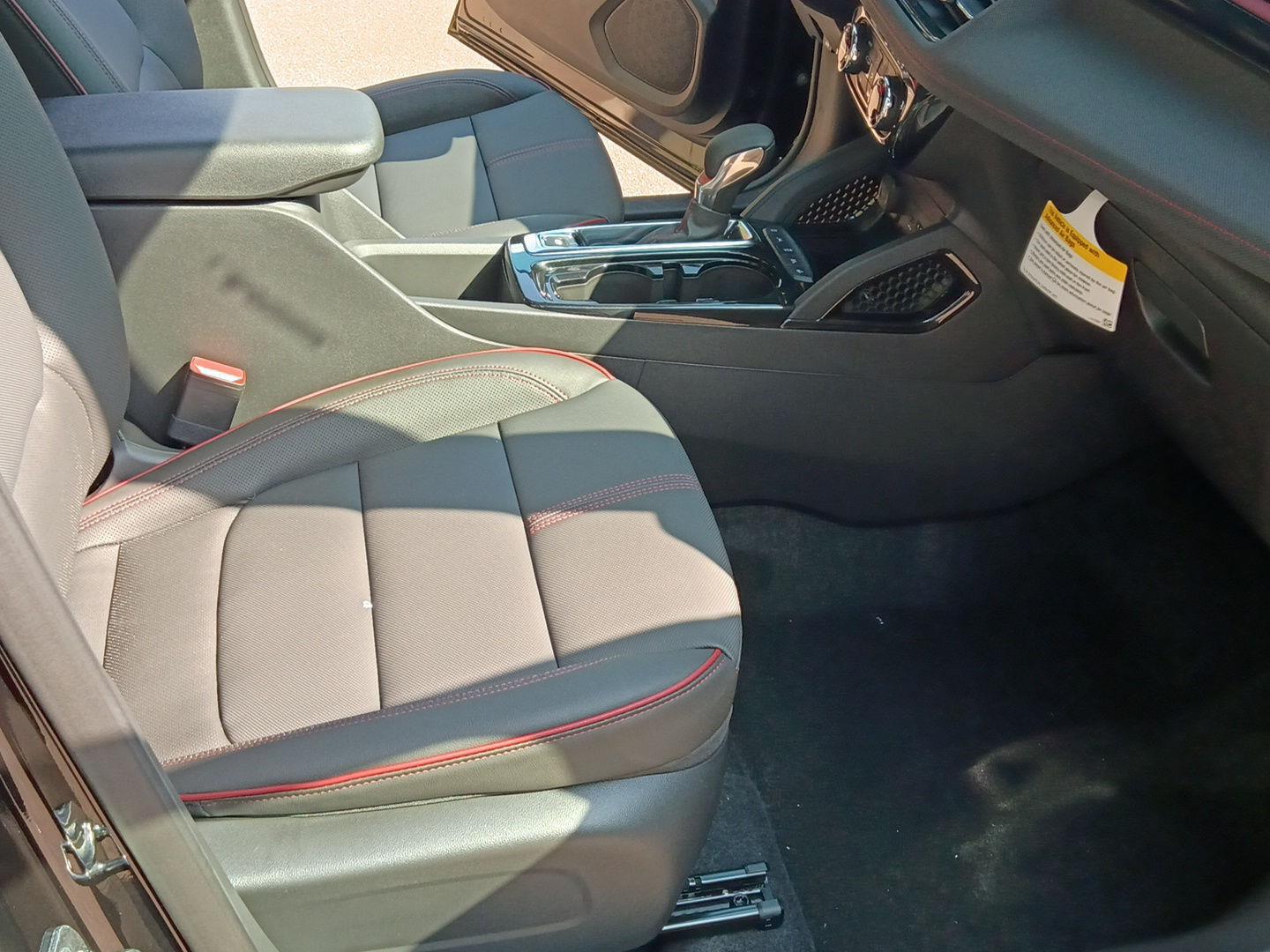 2026 Chevrolet Trailblazer RS - Mosaic Black Metallic exterior view 18