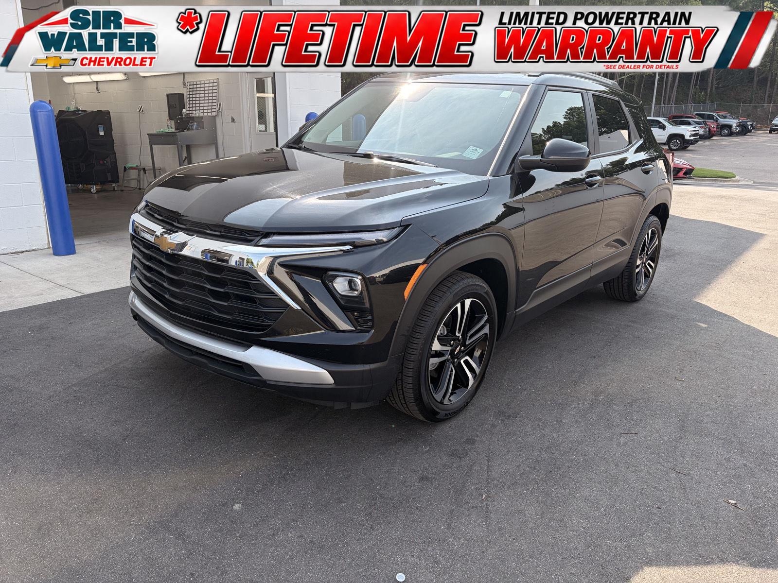 Mosaic Black Metallic 2024 Chevrolet Trailblazer SUV / Crossover Front-Wheel Drive Continuously Variable Transmission