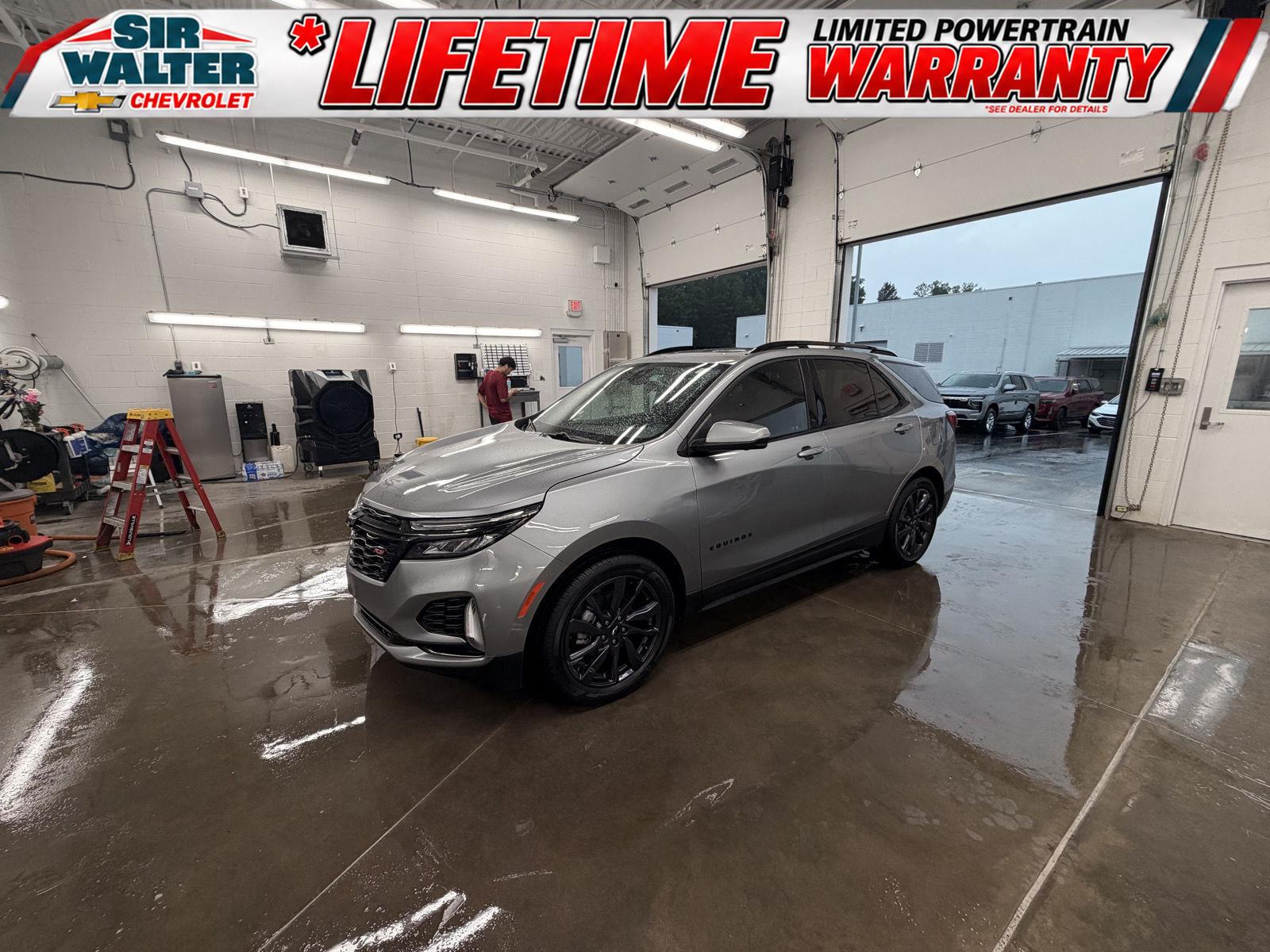 Sterling Gray Metallic 2024 Chevrolet Equinox SUV / Crossover Front-Wheel Drive 6-Speed Automatic Overdrive