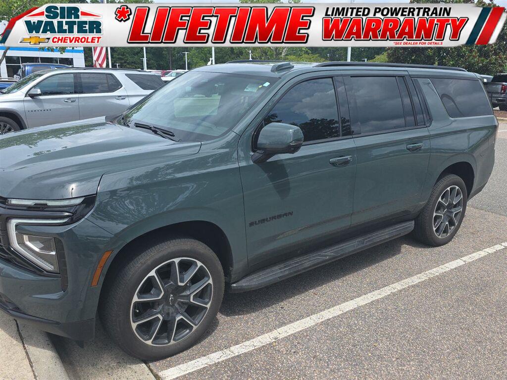  2025 Chevrolet Suburban RST 4WD   