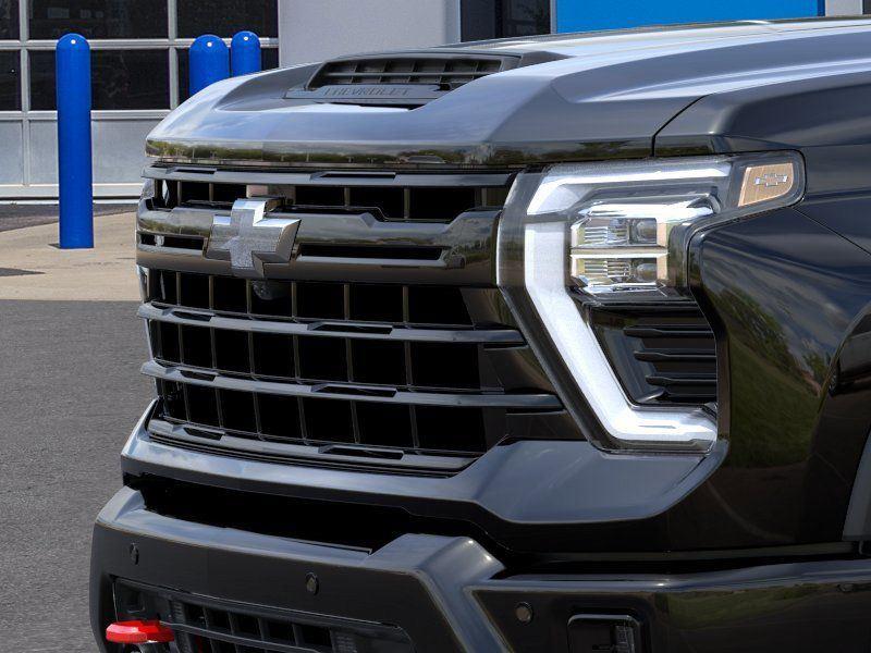 2026 Chevrolet Silverado 2500HD LT - Black exterior view 14
