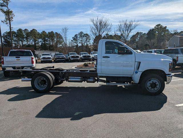 2024 Chevrolet Silverado 6500HD Work Truck - Summit White exterior view 4