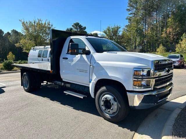 2024 Chevrolet Silverado 6500HD Work Truck - Summit White exterior view 7