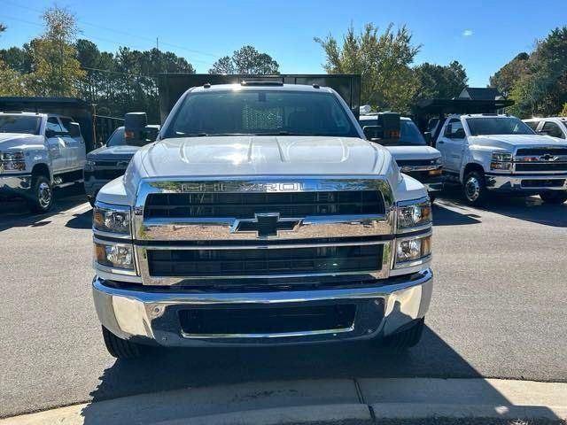 2024 Chevrolet Silverado 6500HD Work Truck - Summit White exterior view 8