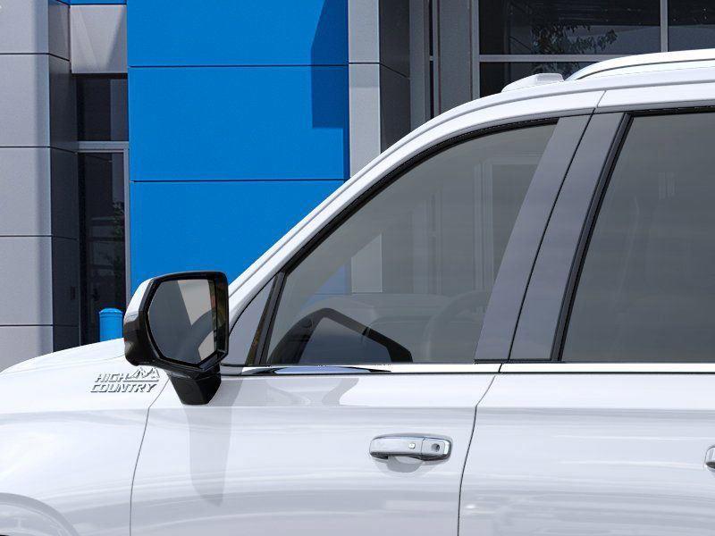 2026 Chevrolet Suburban High Country - Polar White Tricoat exterior view 12